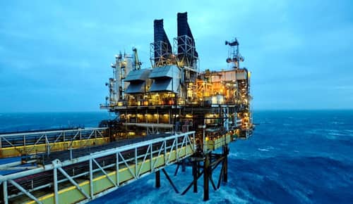 Offshore hydrocarbon production platform