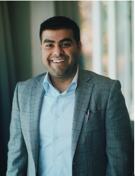 Sagar headshot.jpg