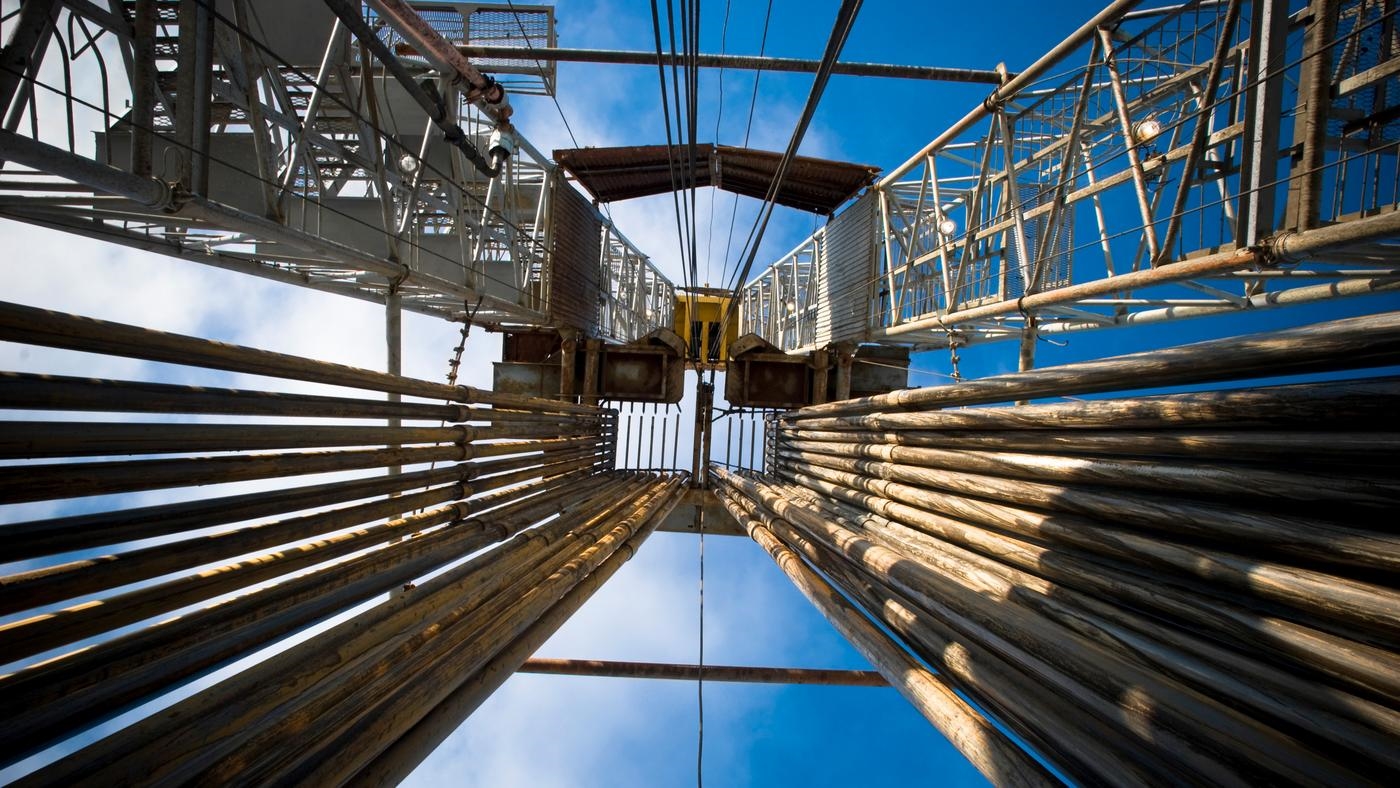 A view of an oil rigs central drilling columns.