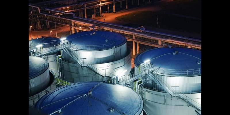 Cooling tanks, refinery