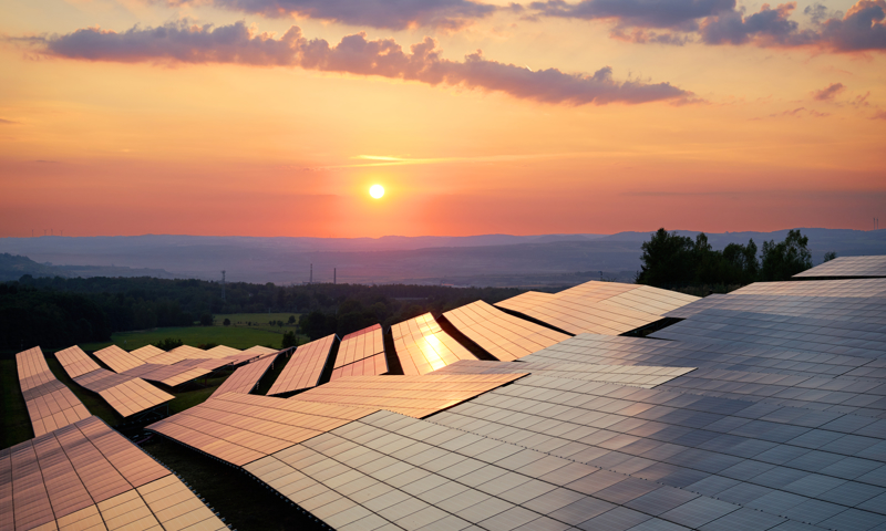 Unveiling the impact of wind and solar variability on European power ...